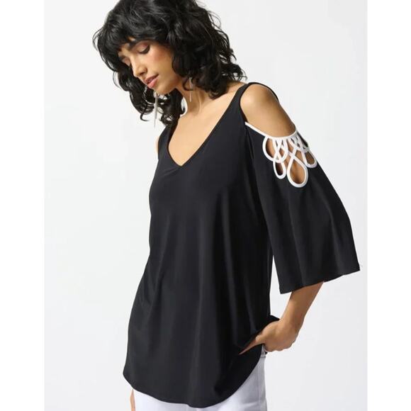 Vince Camuto Black Top with Strappy Flare Sleeves - Picture 1 of 13